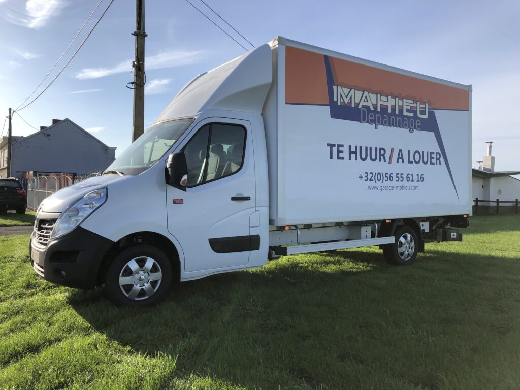 Renault Master Cube + hayon 750kg (charge maximum)